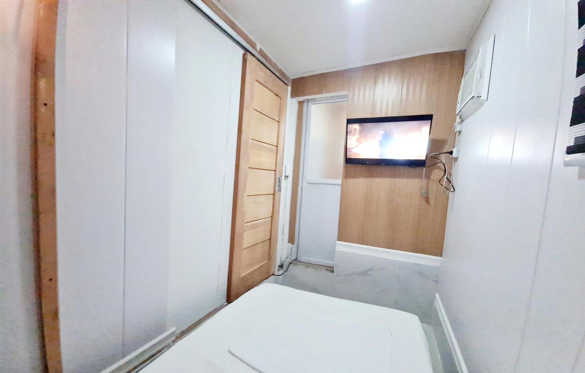 Dasma Lofts Hotel Near Dela Salle Dasma Дасмариняс Екстериор снимка