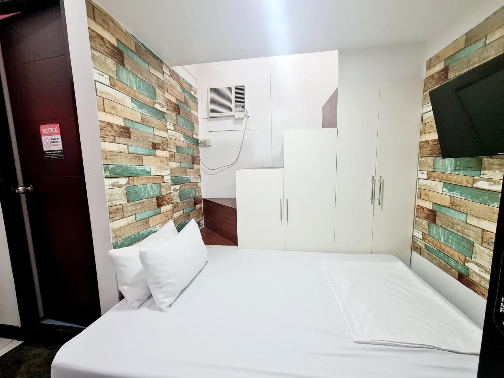 Dasma Lofts Hotel Near Dela Salle Dasma Дасмариняс Екстериор снимка