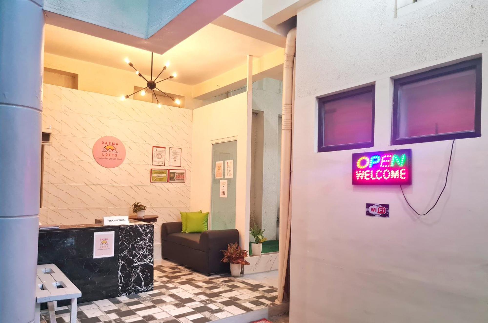 Dasma Lofts Hotel Near Dela Salle Dasma Дасмариняс Екстериор снимка